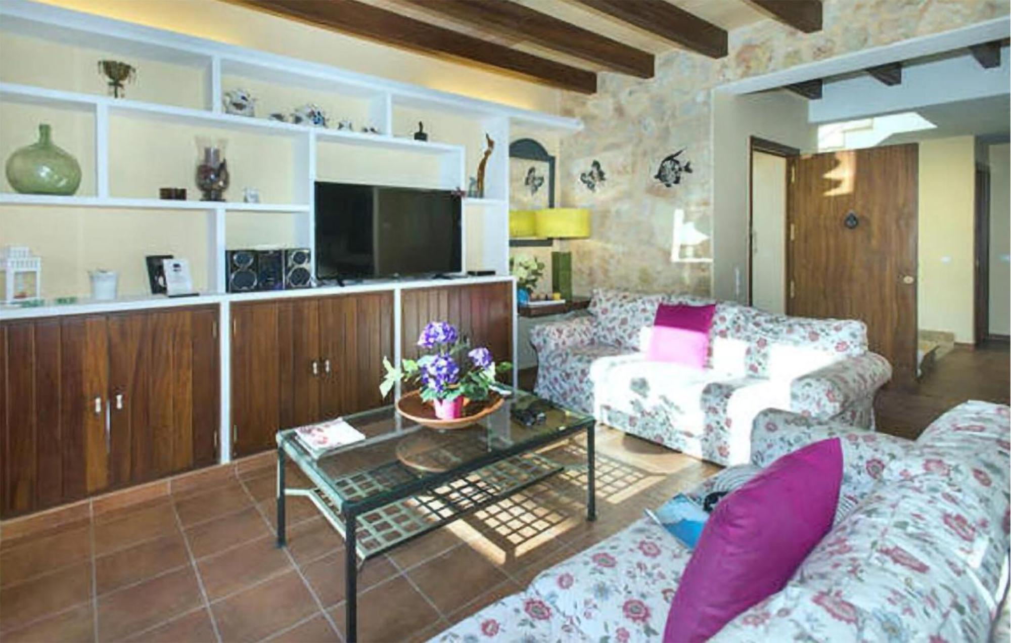 Lovely In Mal Pas, Bonaire With Kitchen